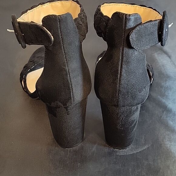 WILD DIVA BRAIDED FAUX SUEDE ANKLE STRAP WITH ADJUSTABLE BUCKLE SANDAL - Picture 7 of 16